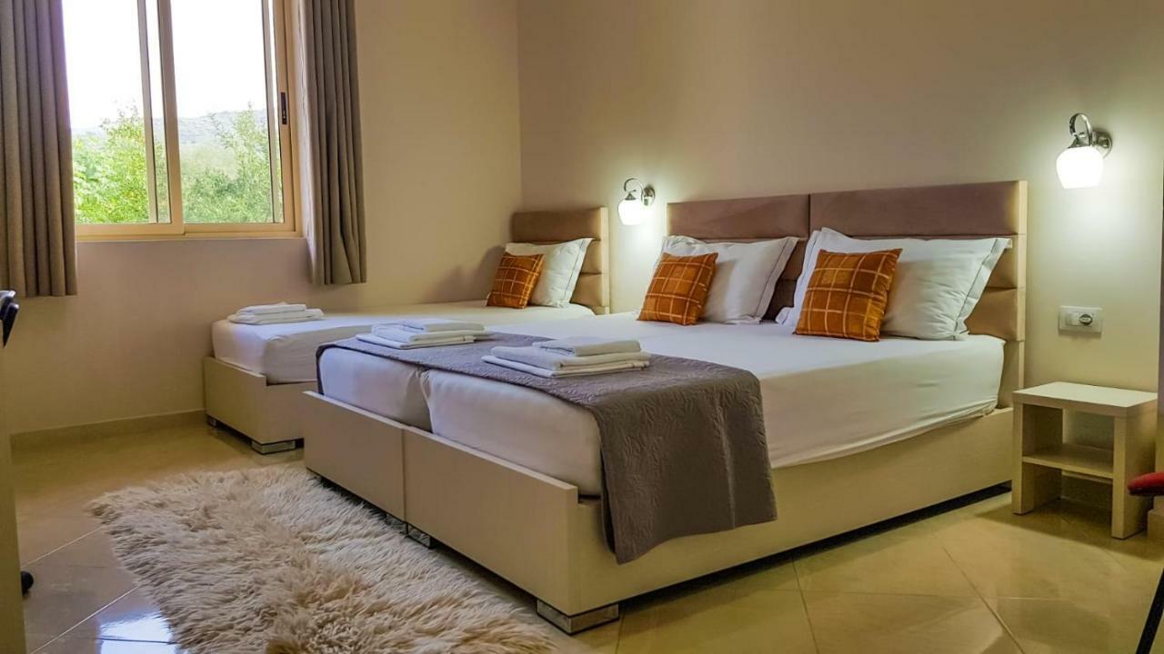 Olive B&B Berat Exterior photo