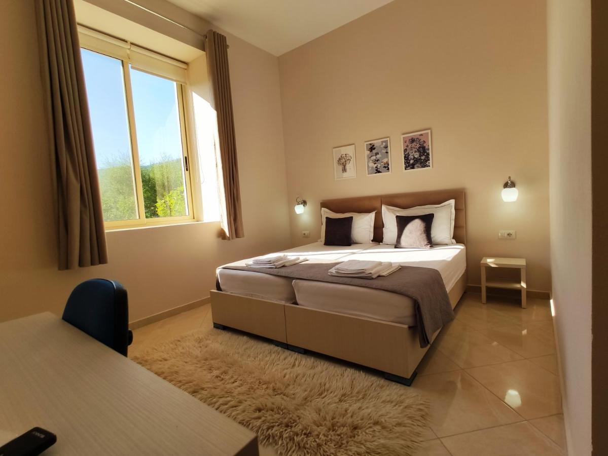 Olive B&B Berat Exterior photo